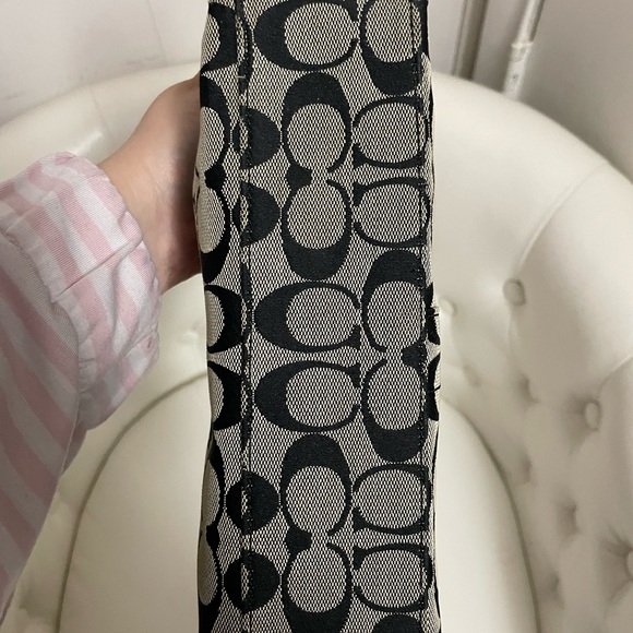 SOLD - Picture 4 of 7